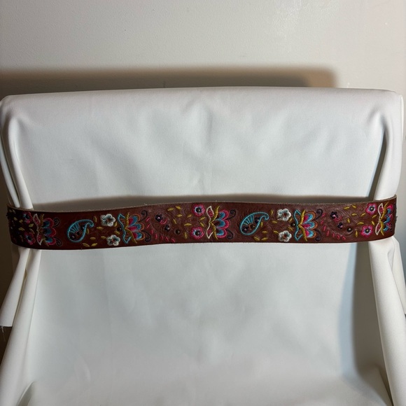 LUCKY BRAND Sz L Embroidered Floral Butterfly Brown Leather Belt - Picture 5 of 7